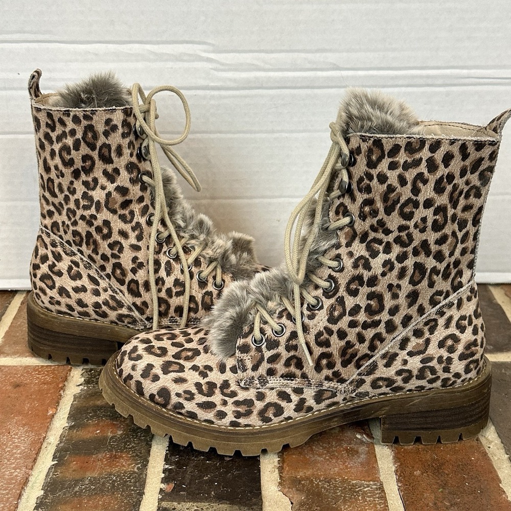 Very G Faux Fur Animal Print Hiker Boots. Sz 8 Leopard Print Tan - Picture 6 of 7